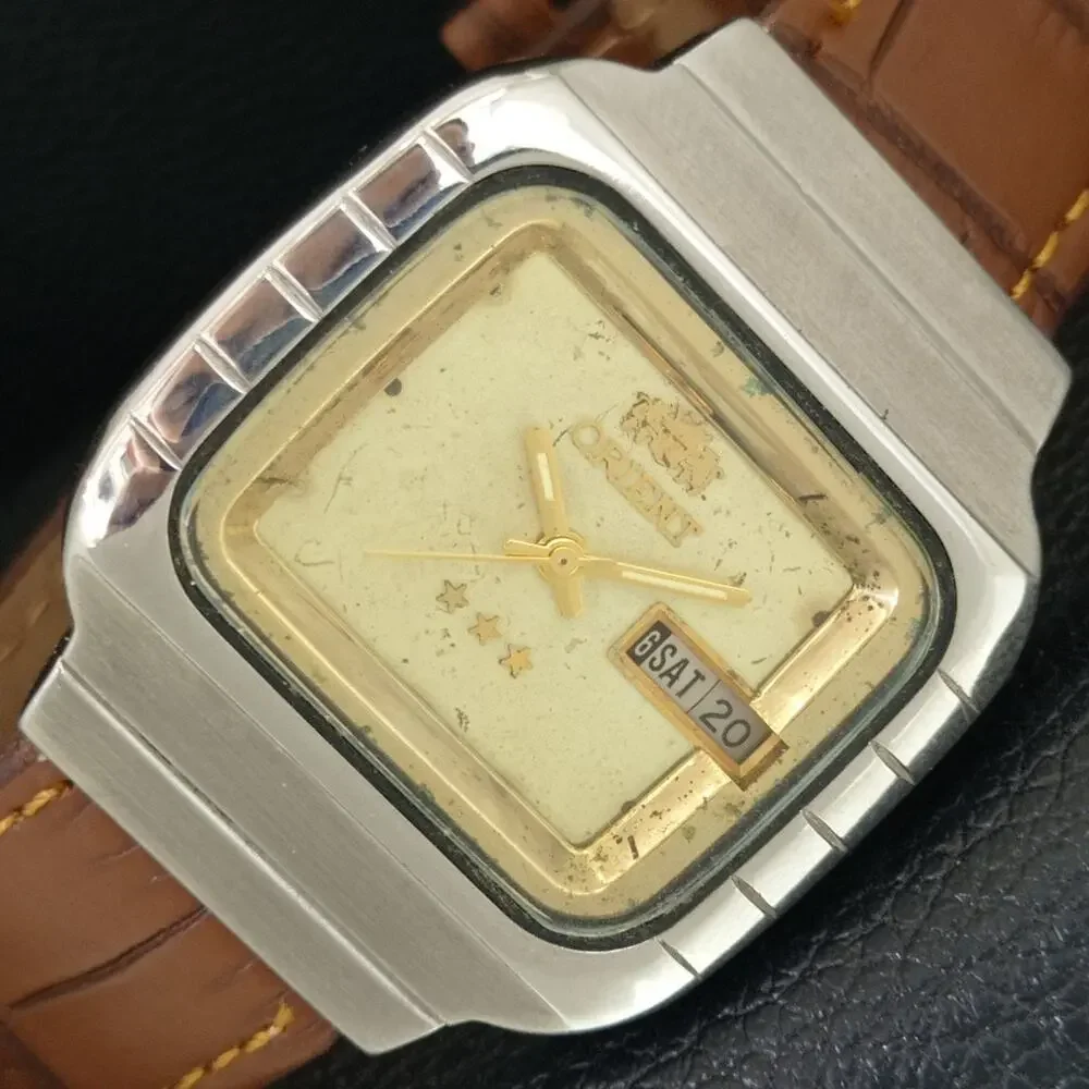 Vintage 1972 Square Orient Automatic Mens Silver Watch W/daydate & Gold accents
